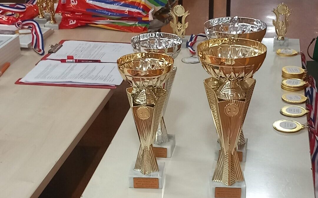Glazbeno šahovska večer